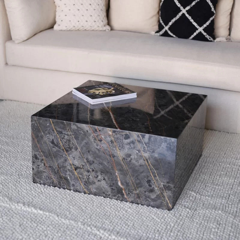 Table basse cube marbre Kasbah Design modèle Neyla noir