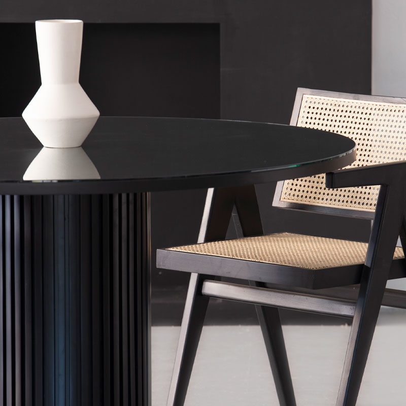 Table Hera en hêtre noir Kasbah Design
