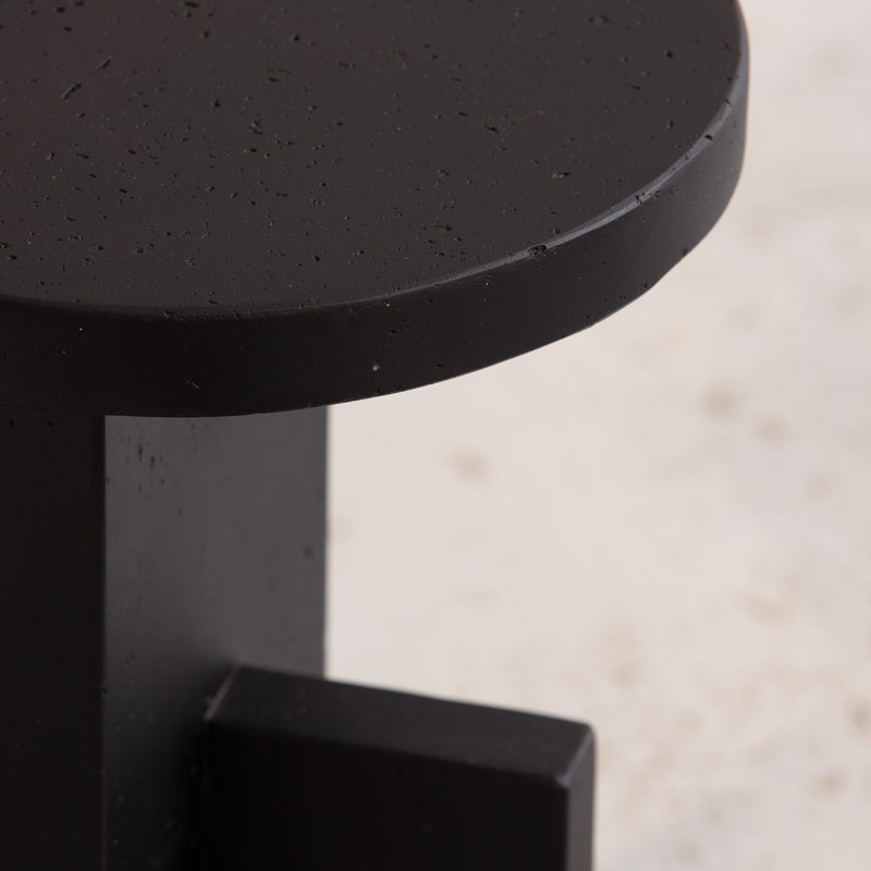 Table d'appoint Joba noir travertin Kasbah Design