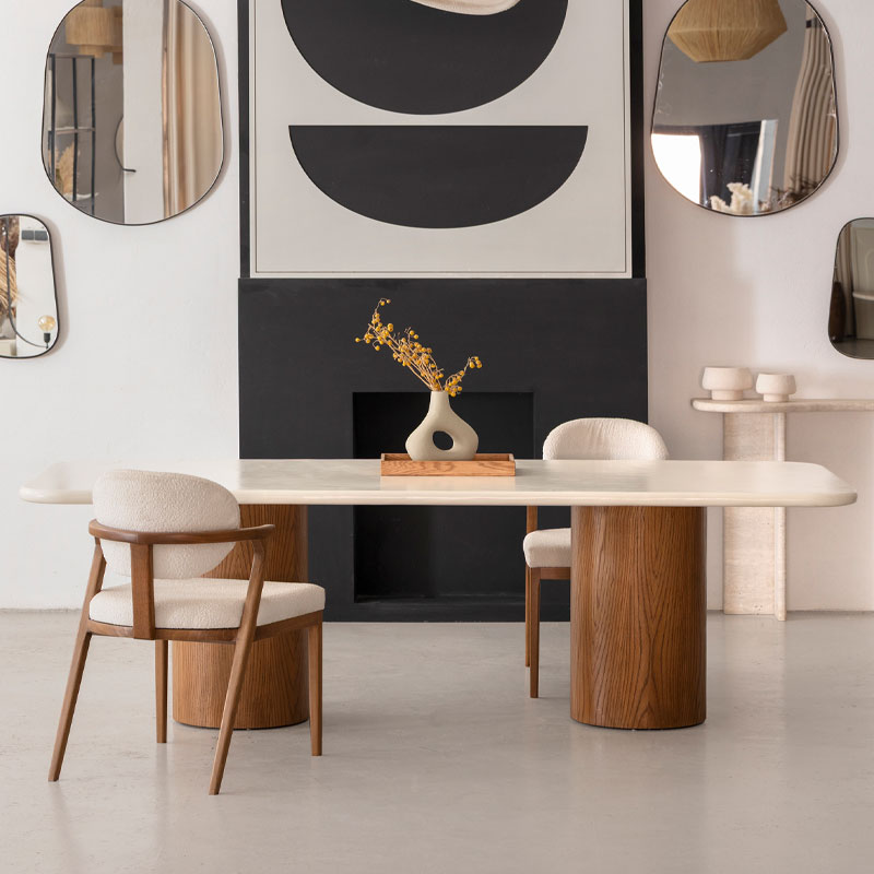 Table de repas Niya en béton ciré et bois Kasbah Design Marrakech