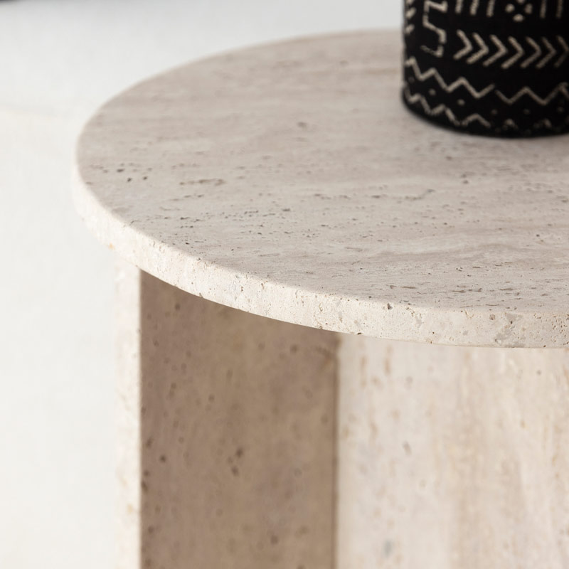 Table d'appoint ou de chevet en travertin Kasbah Design Marrakech