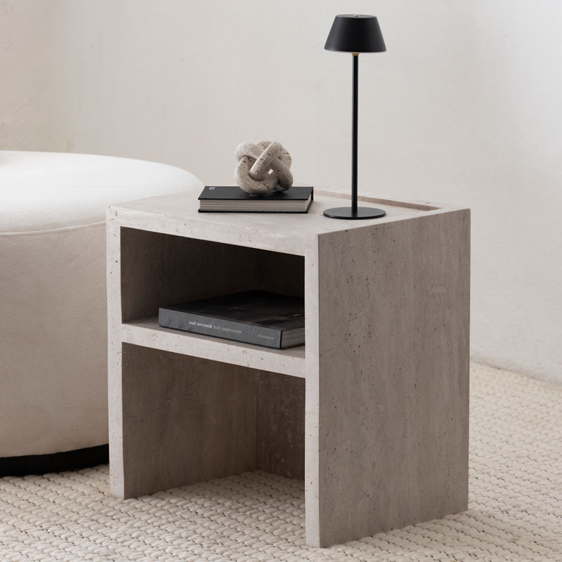 Table de chevet en travertin Como Marrakech Kasbah Design