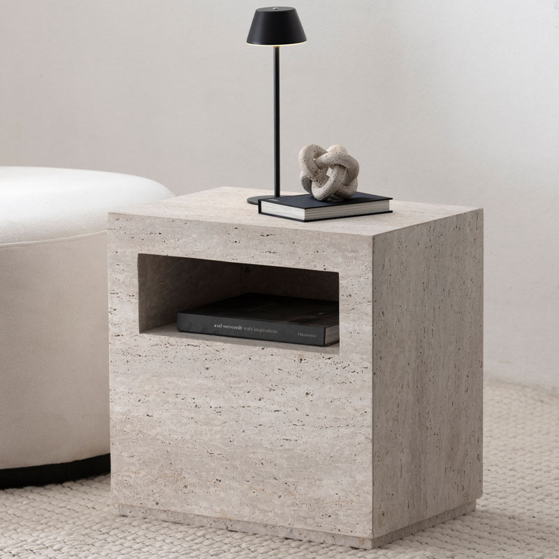 Table de chevet en travertin Loum Marrakech Kasbah Design
