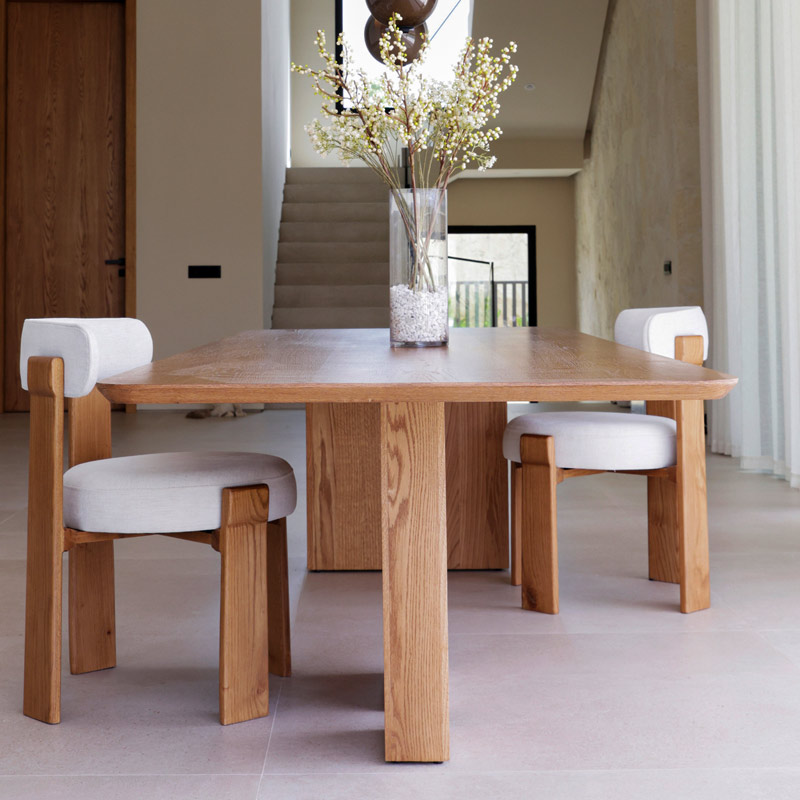 Table de repas Massa Naturelle en chêne - Kasbah Design